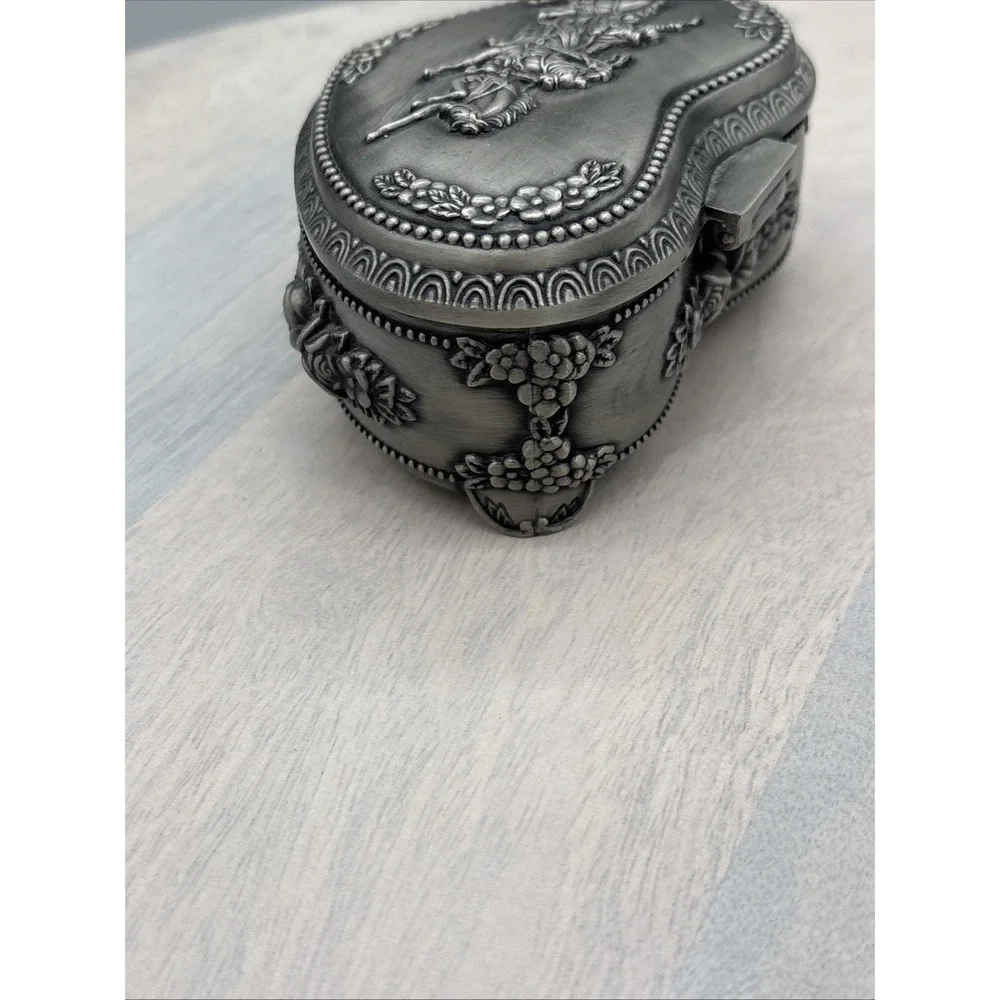 Pewter Heart Shaped Jewelry Box Horses Flowers Trinket from‎ Dubai